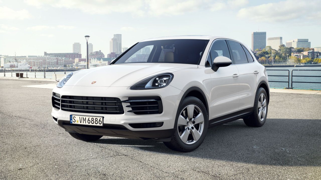 Prices and Specifications for Porsche Cayenne Standard 2023 in UAE